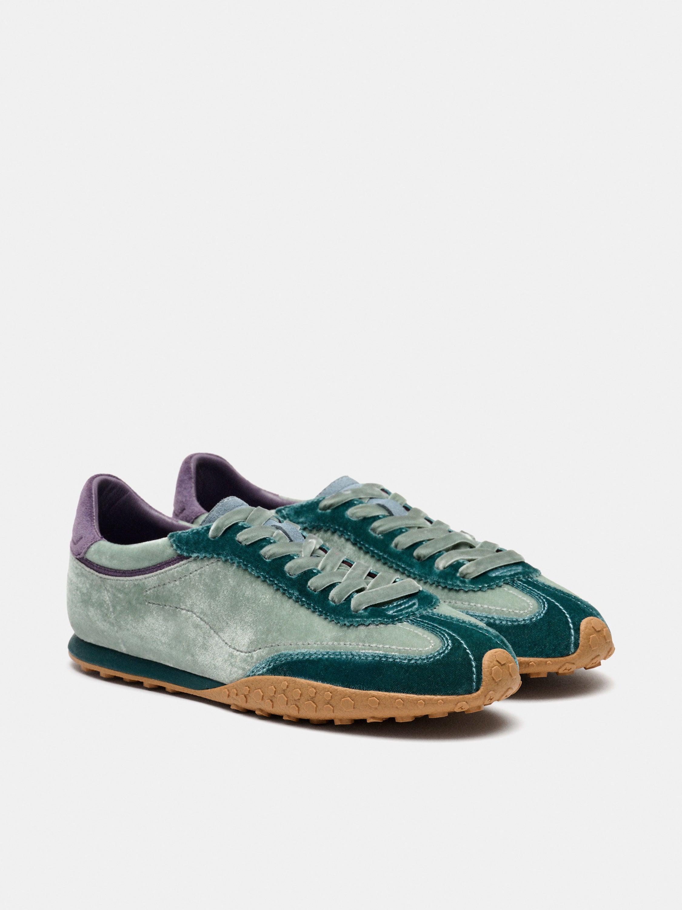 Bridge Velvet Aquamarine