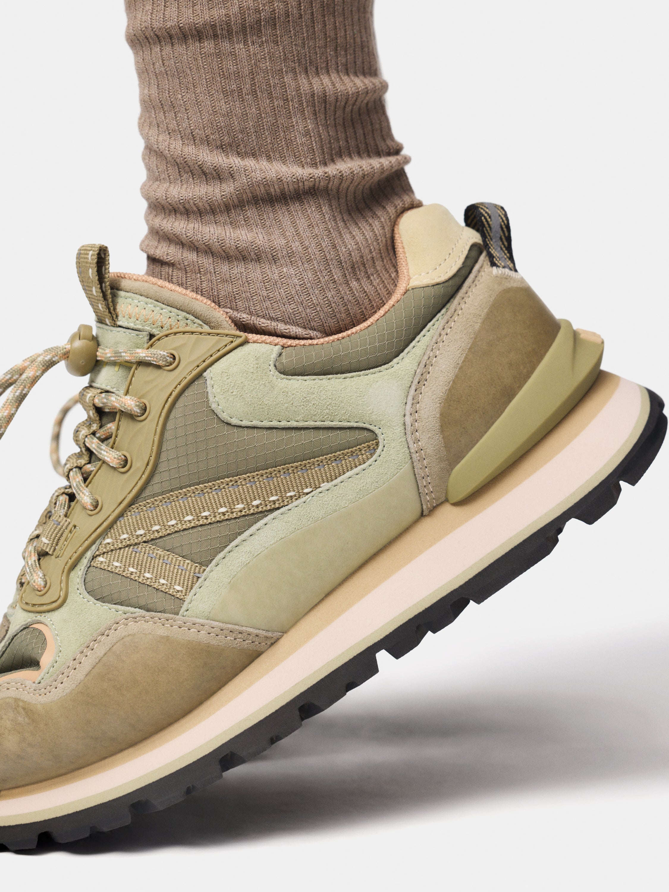 CITY OFF ROAD LIGHT GREEN WOMAN