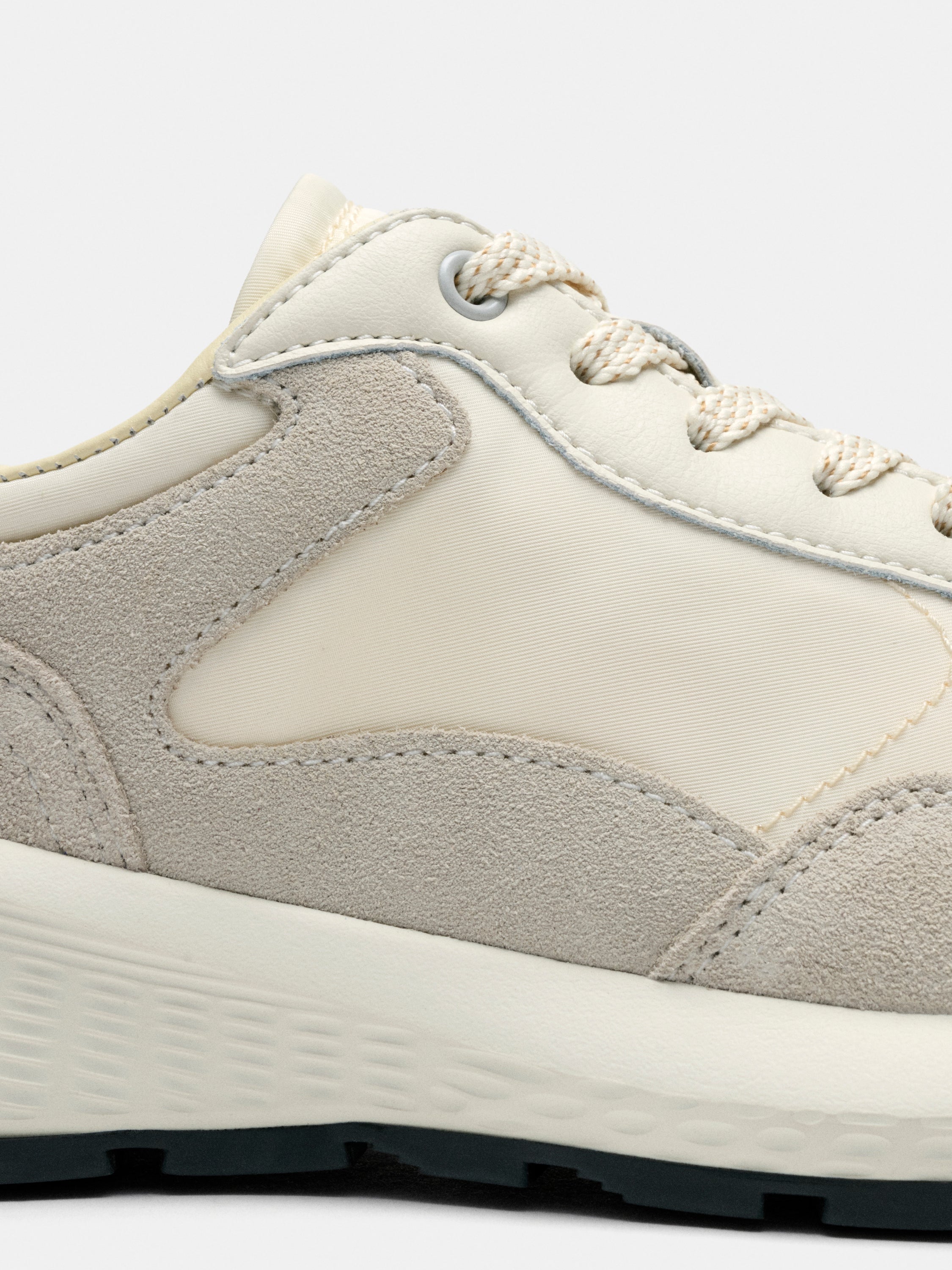 City MKII White
