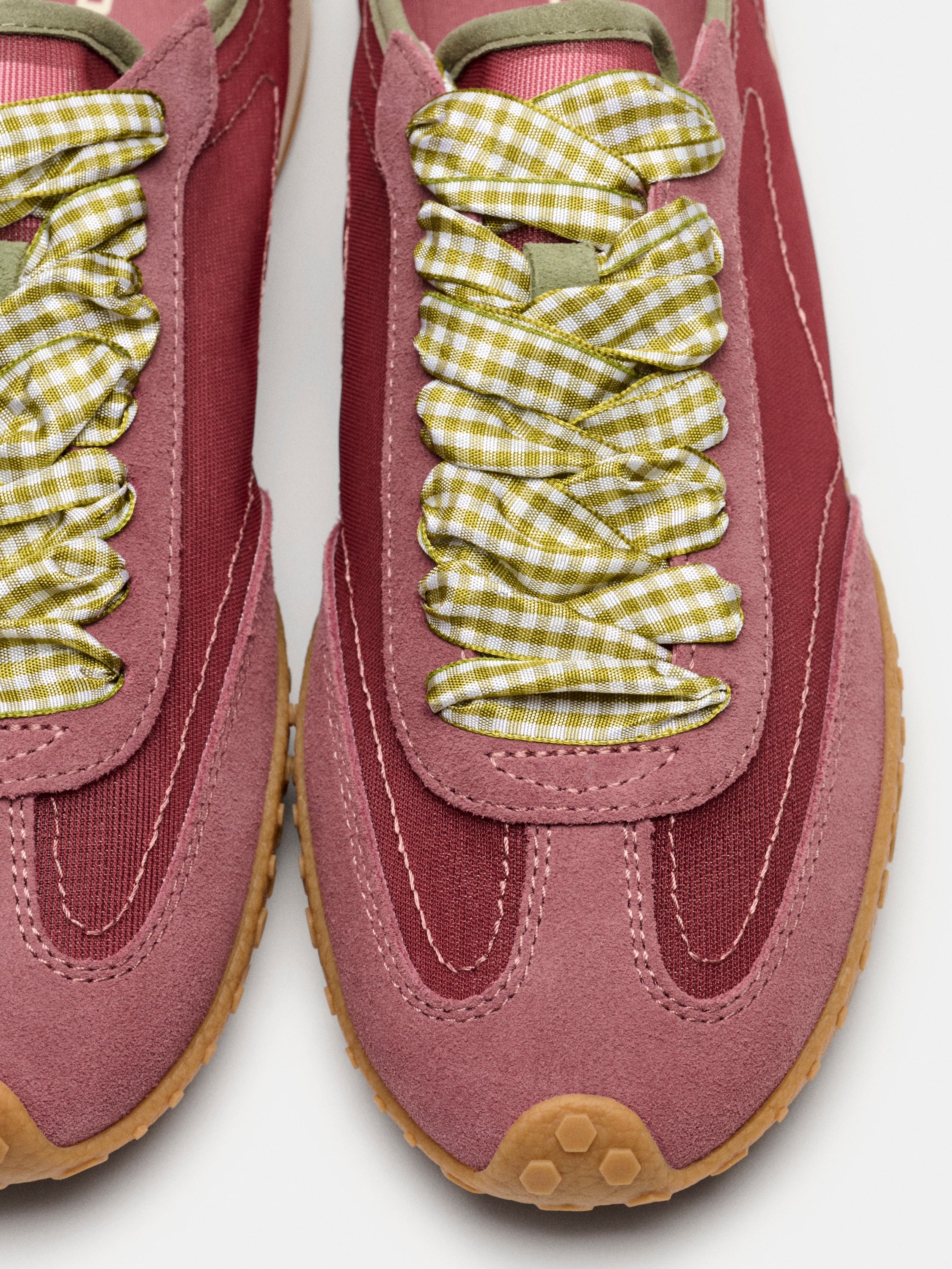 Bridge Solid Mesh Berry