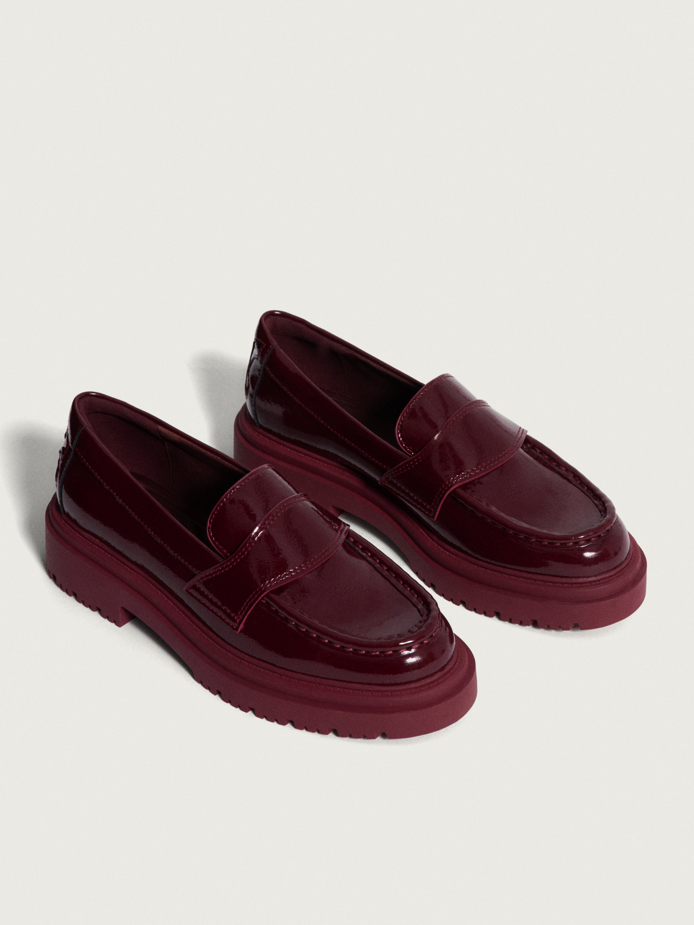 SCHOOL WINE LOAFER