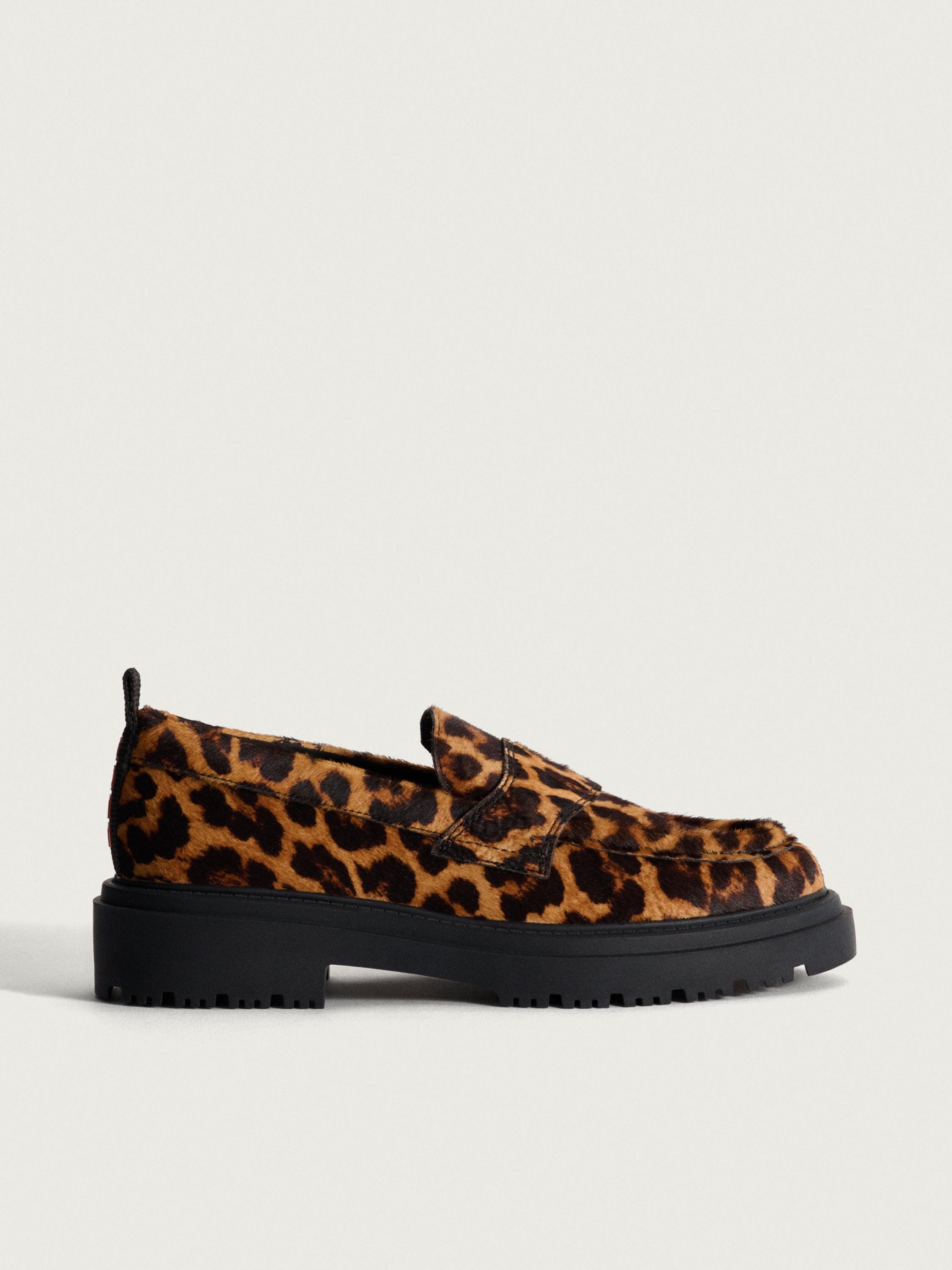 MOCASÍN SCHOOL ANIMAL PRINT MARRÓN