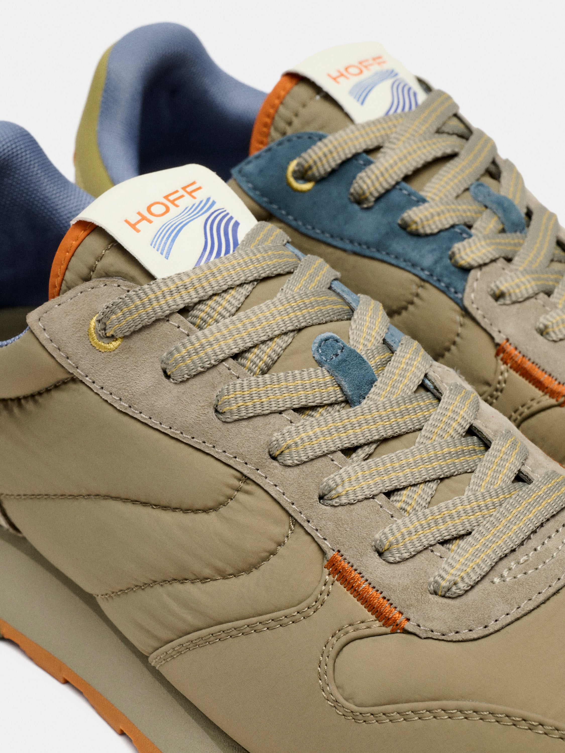 TRACK & FIELD KHAKI MAN