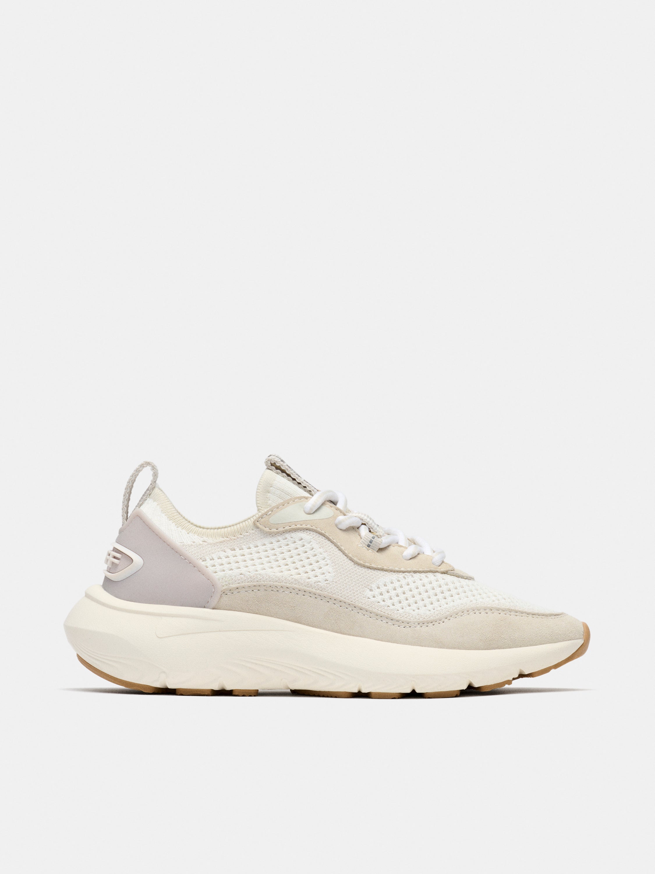 Traveller Off White