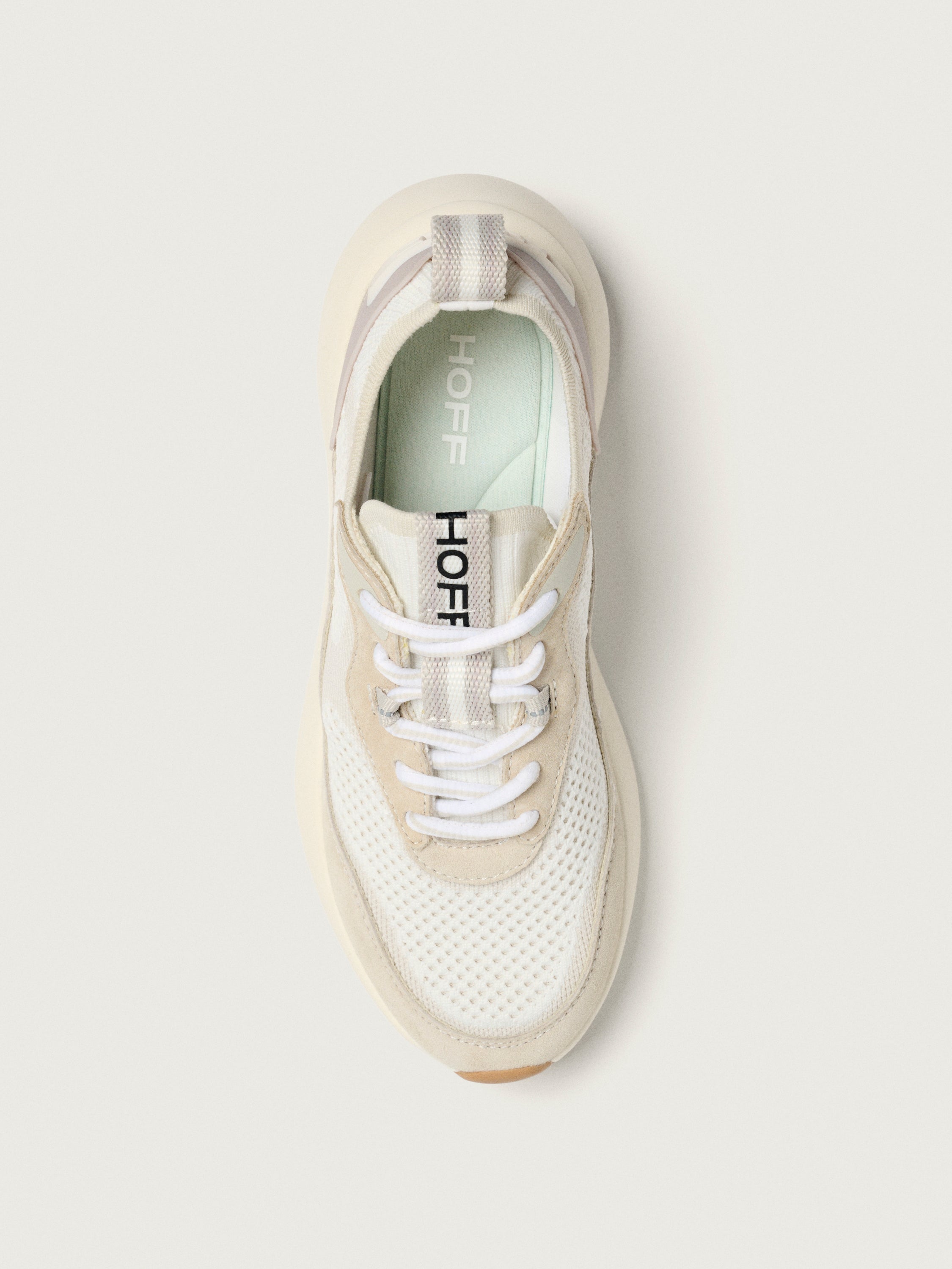 Traveller Off White