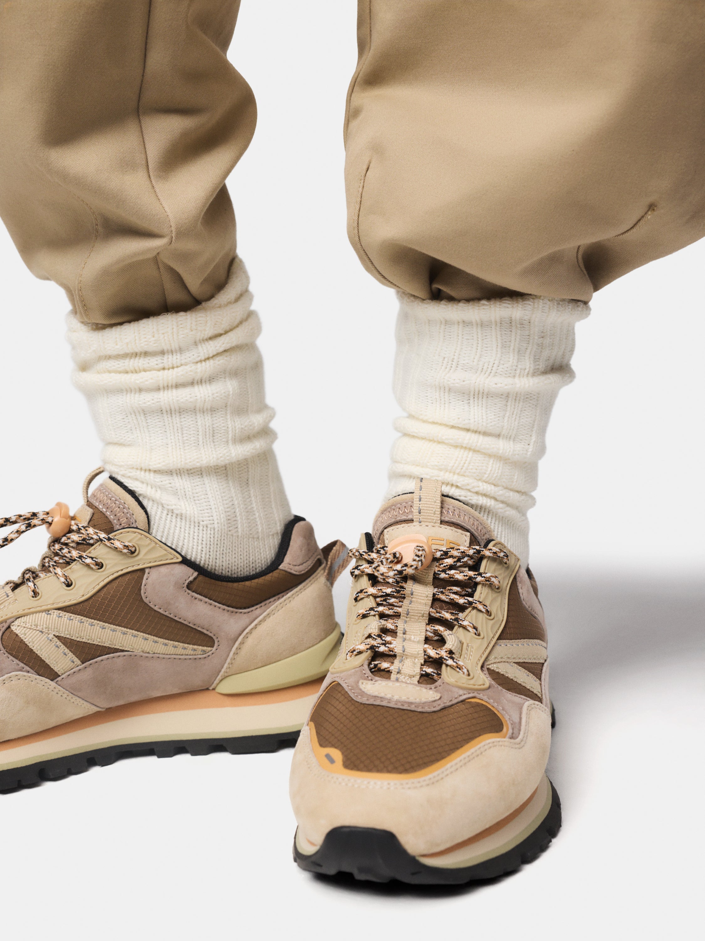 CITY OFF ROAD BEIGE WOMAN