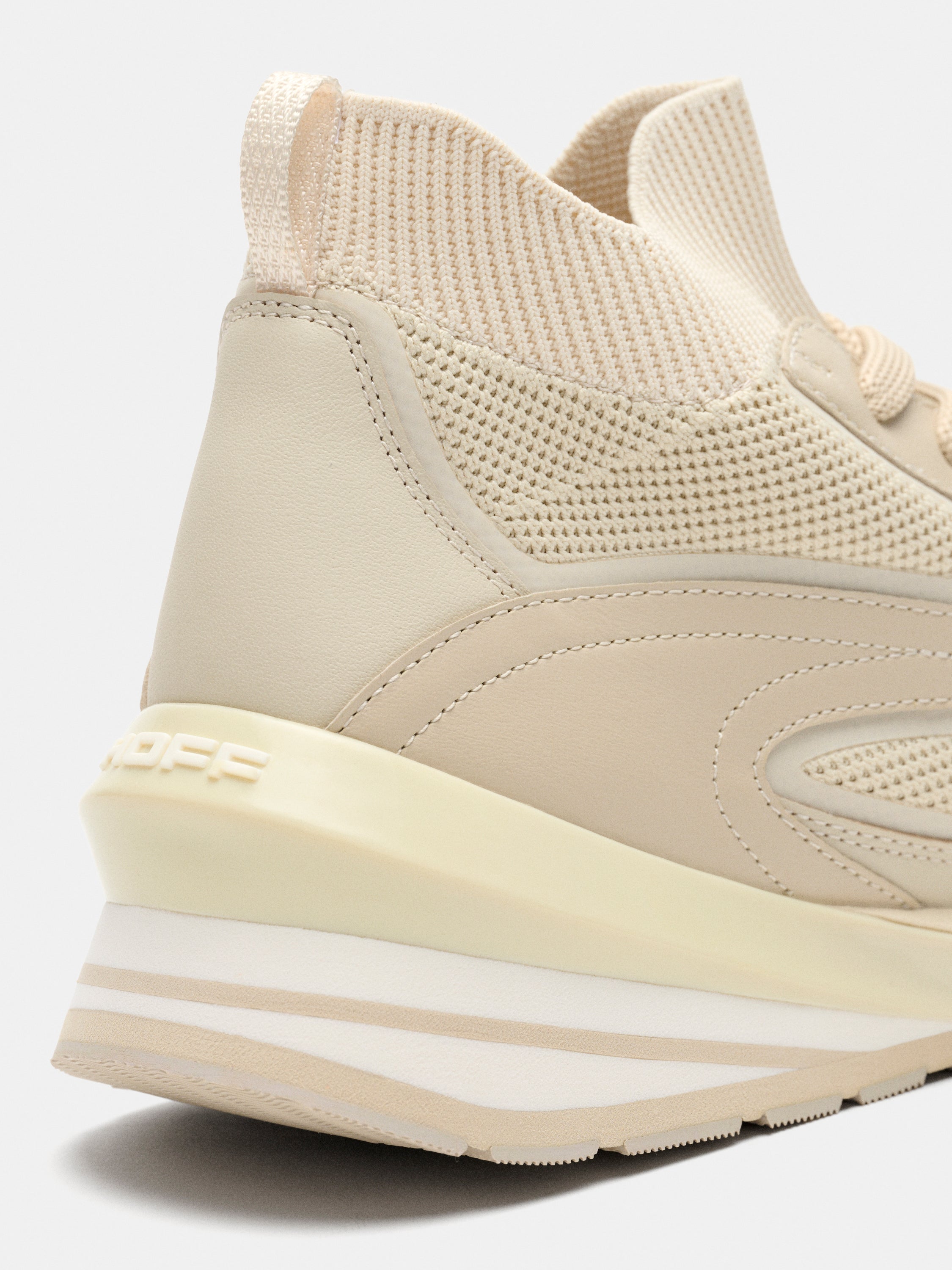 SEVEN FLYKNIT RUNNER BEIGE