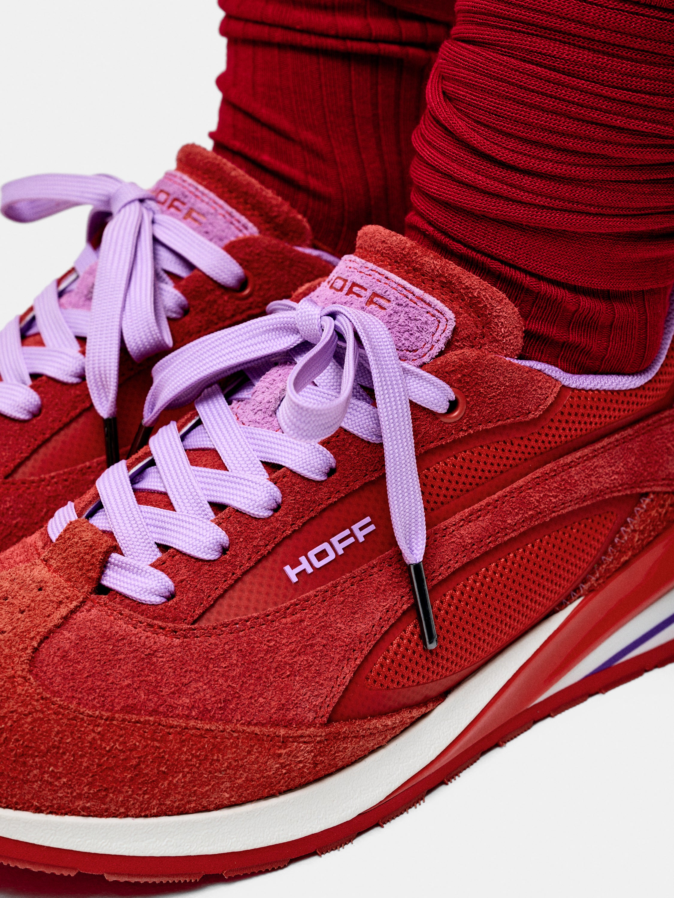 Seven Runner Scarlet