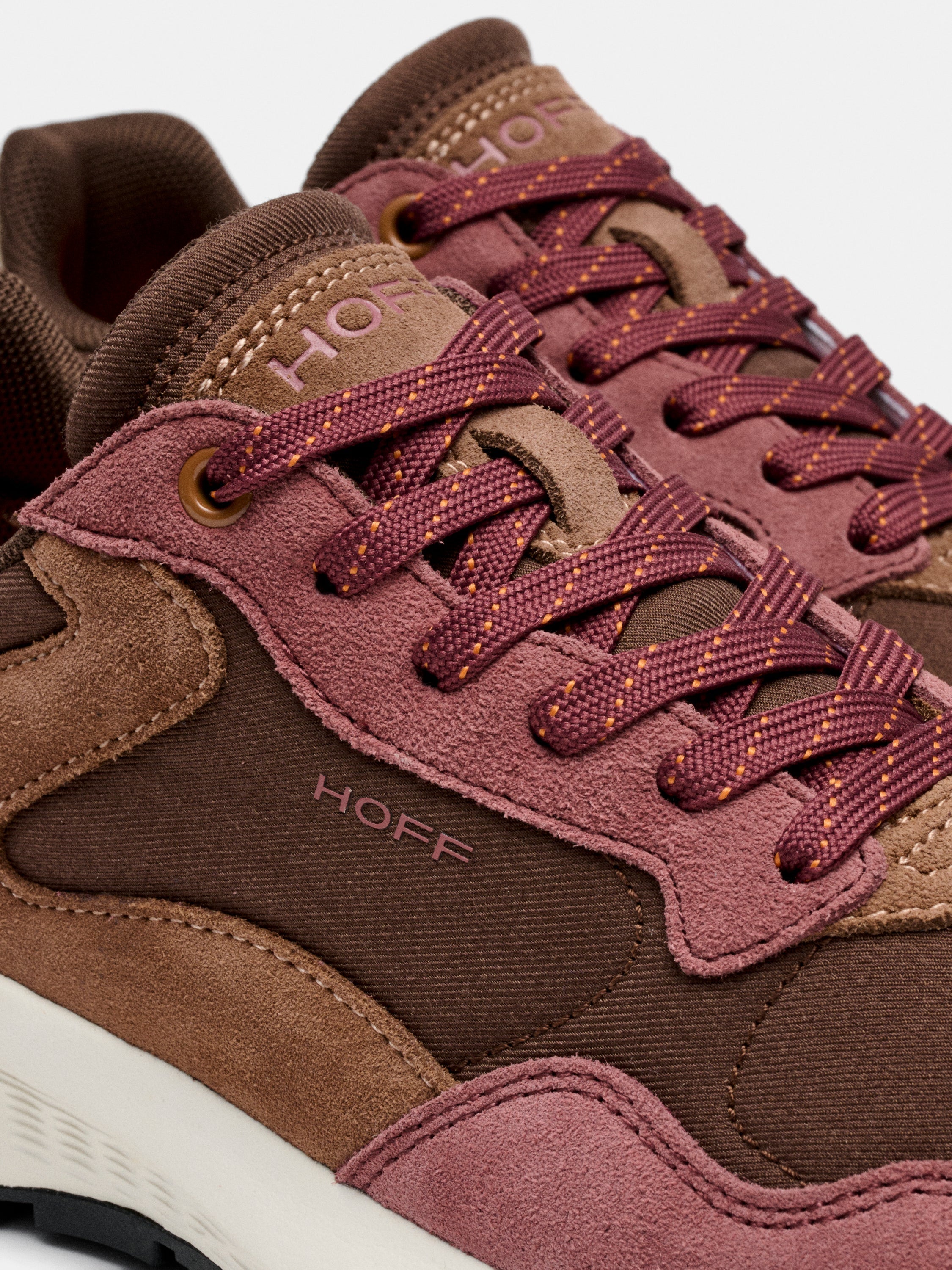 CITY MKII BURGUNDY WOMAN